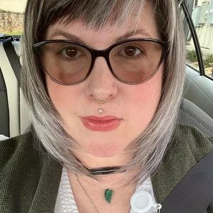 Meet your Posher, Anna